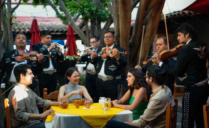Texas latinska väljare flockas till republikanska partiet, Caroline Älvebrink Calais&nbsp;podd
